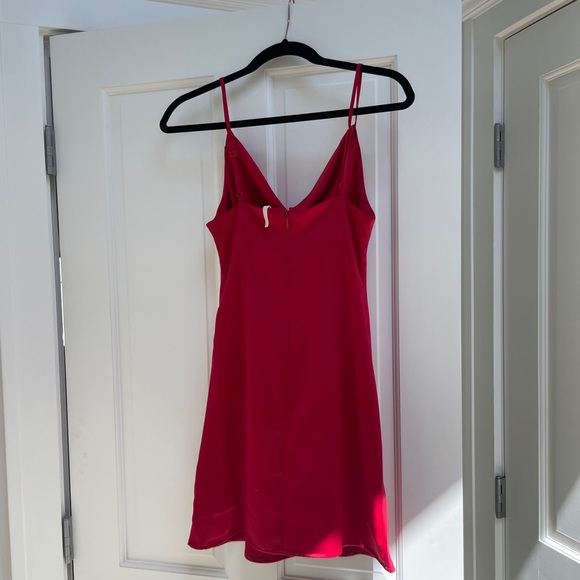 LIKE NEW - Urban Outfitters Mallory Cowl Neck Slip Dress Size Small in Red Berry - Picture 3 of 7